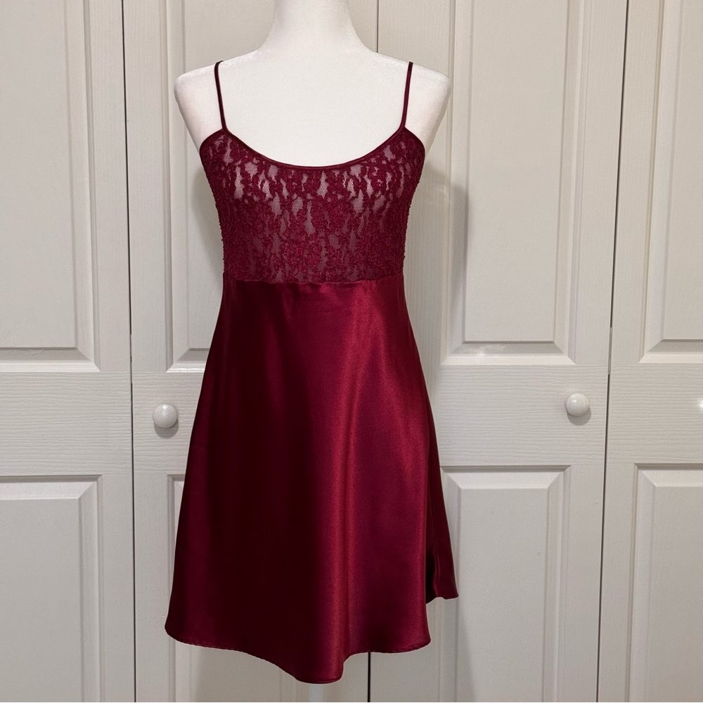 Vintage Victoria's Secret Gold Crown Burgundy Satin Lace Slip Dress M